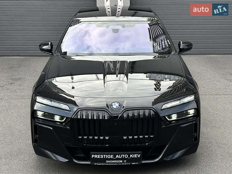Седан BMW 7 Series 2022 в Киеве
