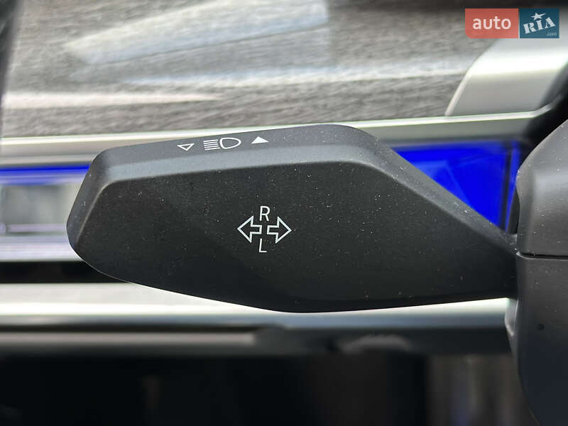 Седан BMW 7 Series 2022 в Киеве