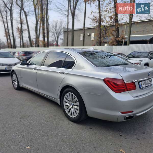 Седан BMW 7 Series 2011 в Виннице