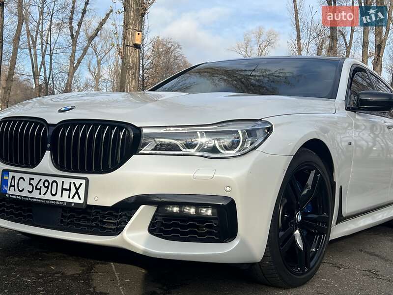 Седан BMW 7 Series 2016 в Киеве