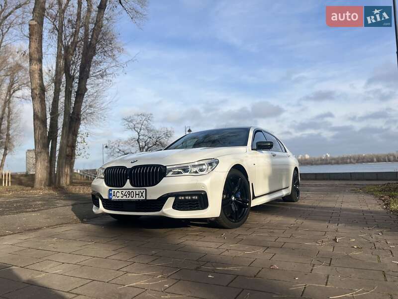 Седан BMW 7 Series 2016 в Киеве