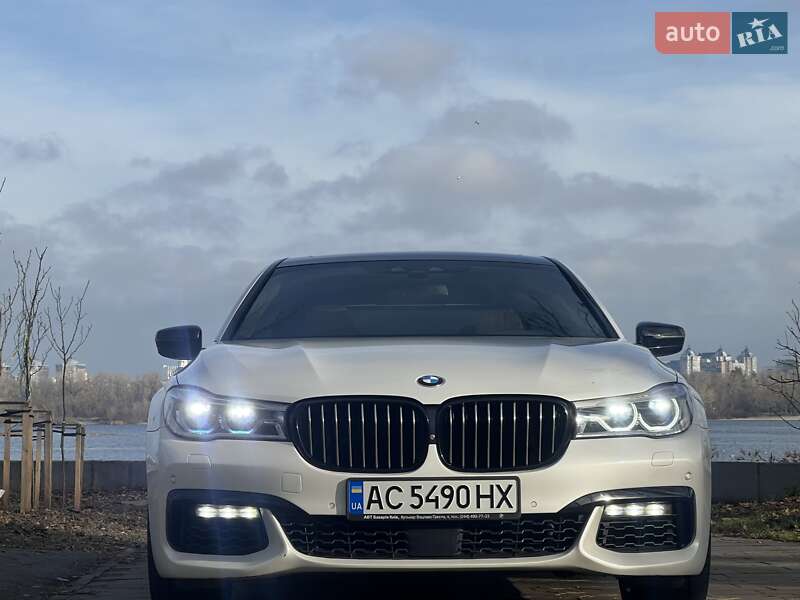 Седан BMW 7 Series 2016 в Киеве
