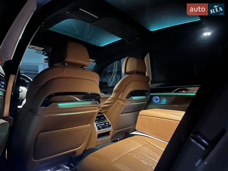 Седан BMW 7 Series 2016 в Киеве