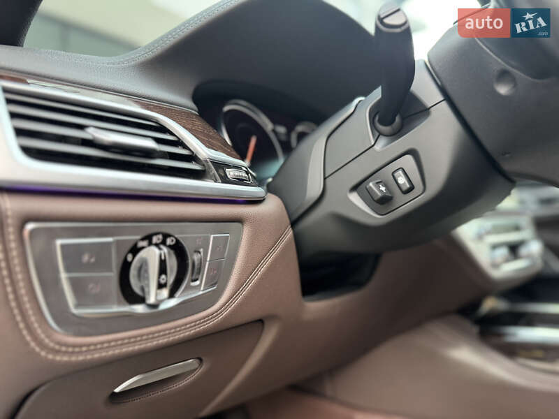 Седан BMW 7 Series 2016 в Рівному