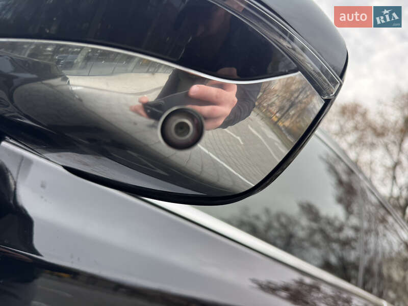 Седан BMW 7 Series 2016 в Рівному