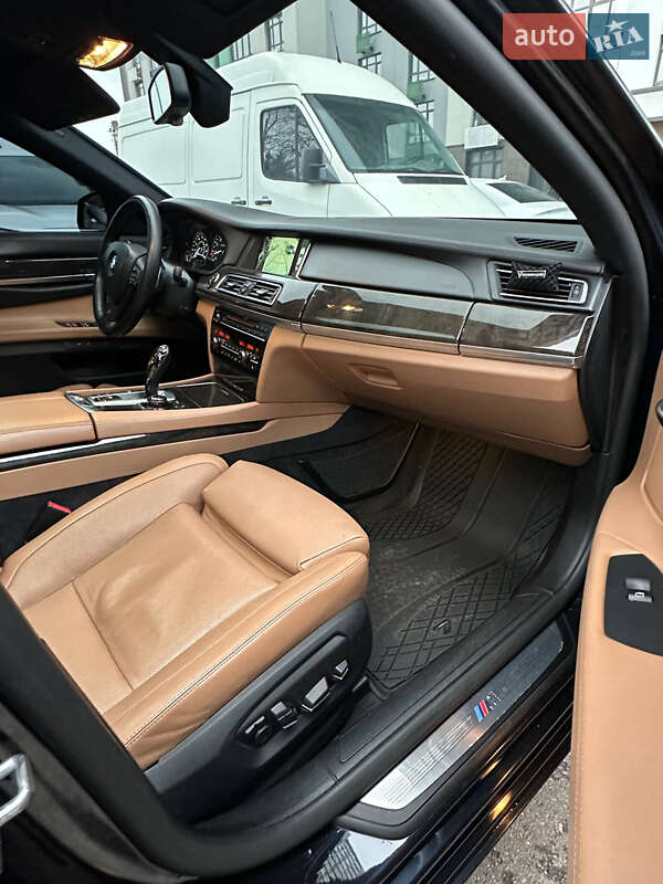 Седан BMW 7 Series 2013 в Киеве