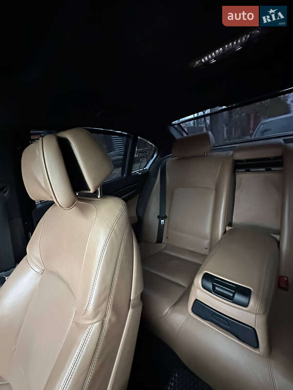 Седан BMW 7 Series 2013 в Киеве