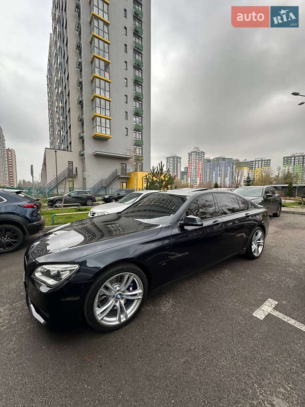 Седан BMW 7 Series 2013 в Киеве