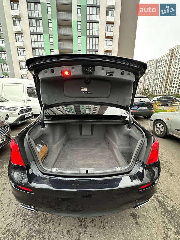 Седан BMW 7 Series 2013 в Киеве