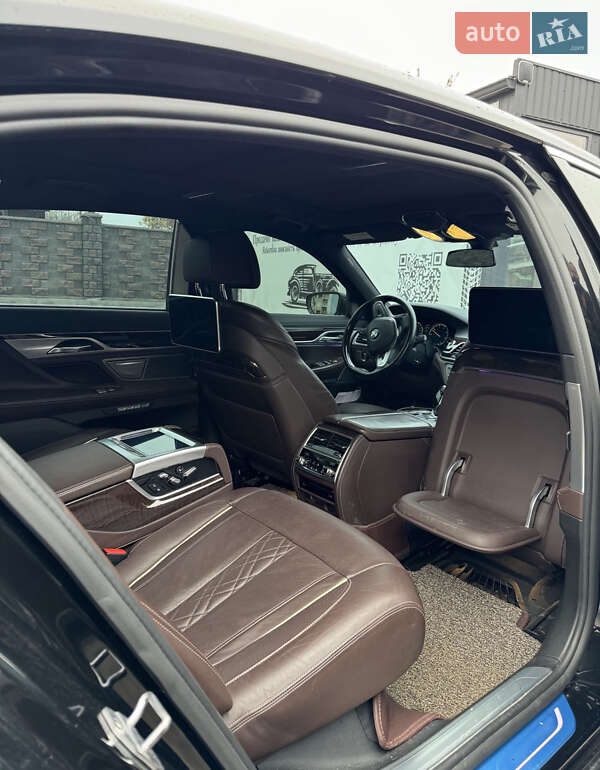 Седан BMW 7 Series 2016 в Рівному