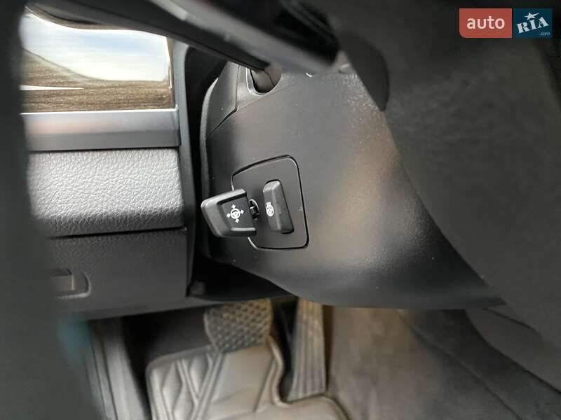 Седан BMW 7 Series 2014 в Киеве