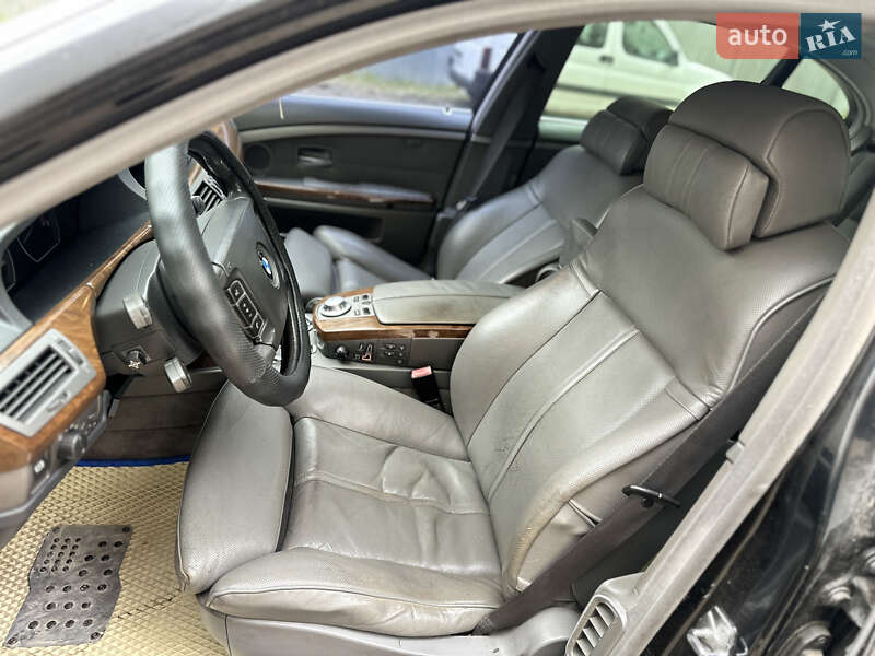 Седан BMW 7 Series 2004 в Тернополе