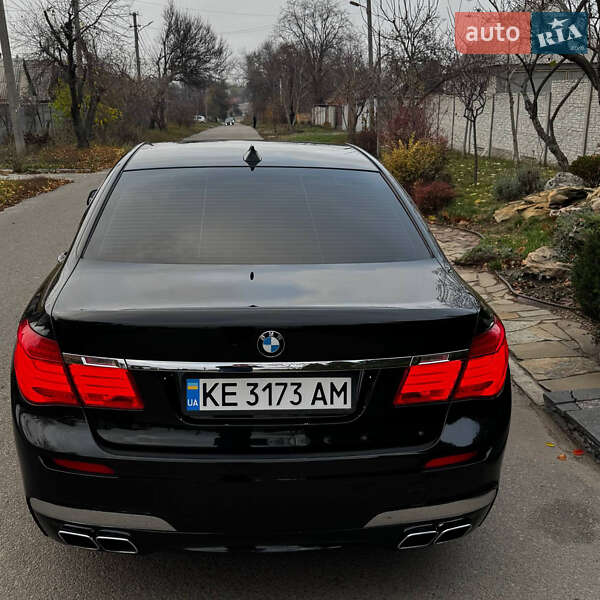 Седан BMW 7 Series 2009 в Днепре