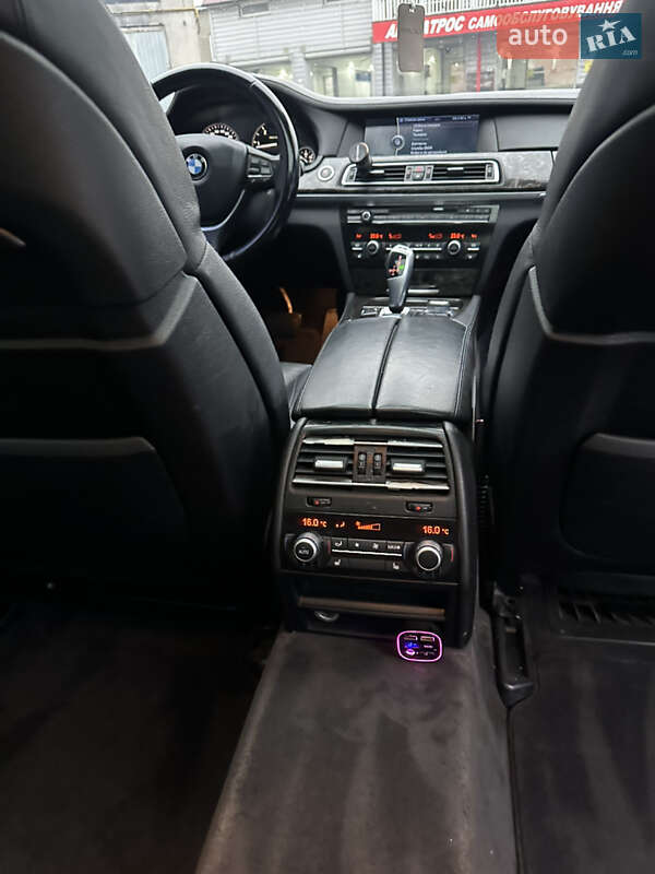 Седан BMW 7 Series 2009 в Черновцах фото 10 Седан BMW 7 Series 2009 в Черновцах
