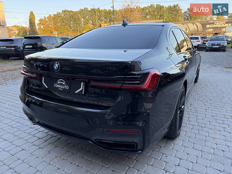 Седан BMW 7 Series 2021 в Виннице
