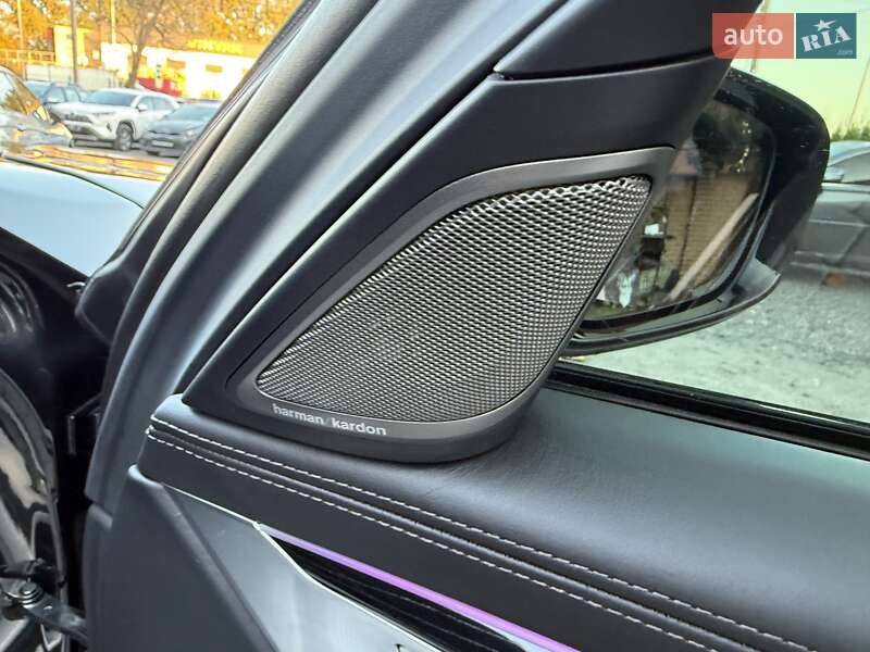 Седан BMW 7 Series 2021 в Виннице