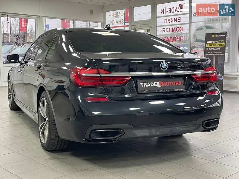 Седан BMW 7 Series 2016 в Киеве