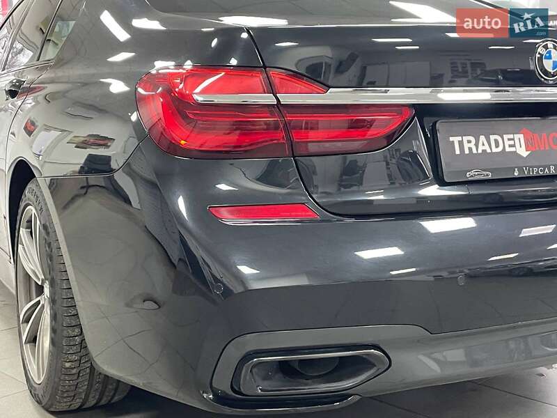 Седан BMW 7 Series 2016 в Киеве