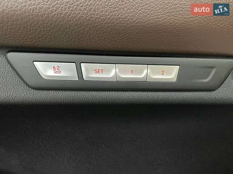 Седан BMW 7 Series 2016 в Киеве