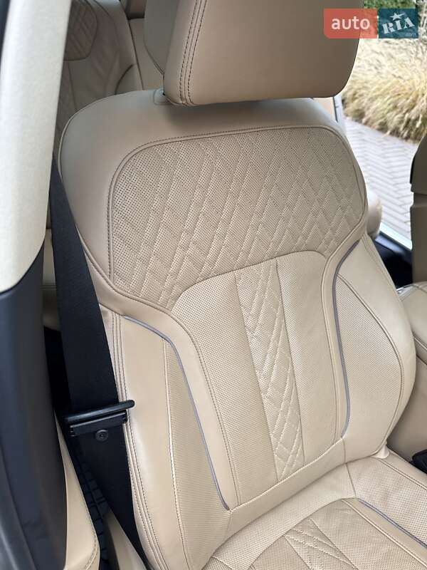 Седан BMW 7 Series 2020 в Нововолинську фото 33 Седан BMW 7 Series 2020 в Нововолинську