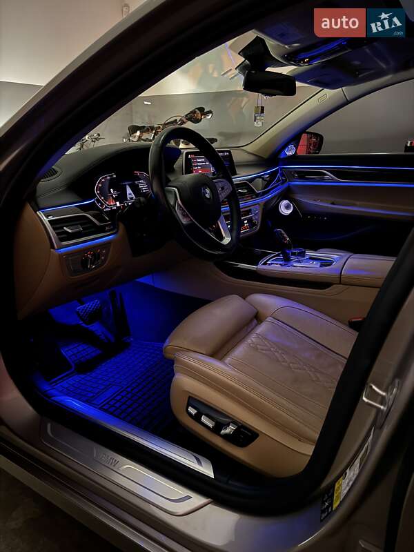 Седан BMW 7 Series 2020 в Нововолинську фото 47 Седан BMW 7 Series 2020 в Нововолинську