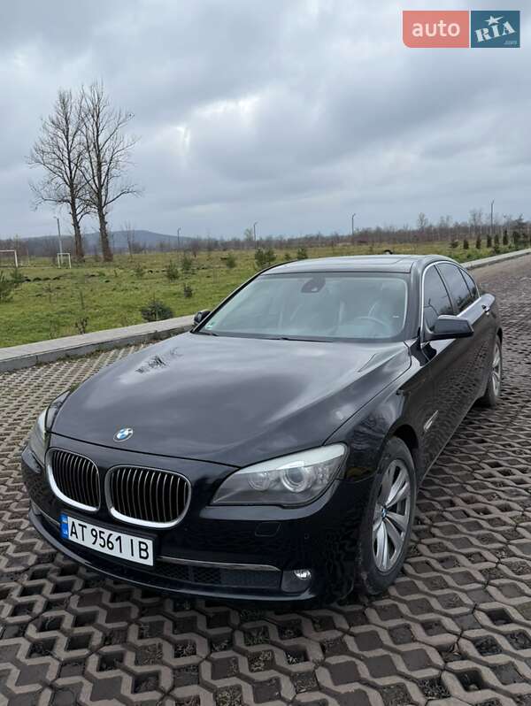 Седан BMW 7 Series 2010 в Коломые