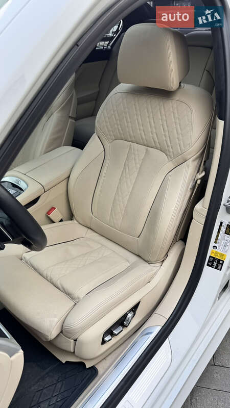 Седан BMW 7 Series 2018 в Киеве фото 13 Седан BMW 7 Series 2018 в Киеве
