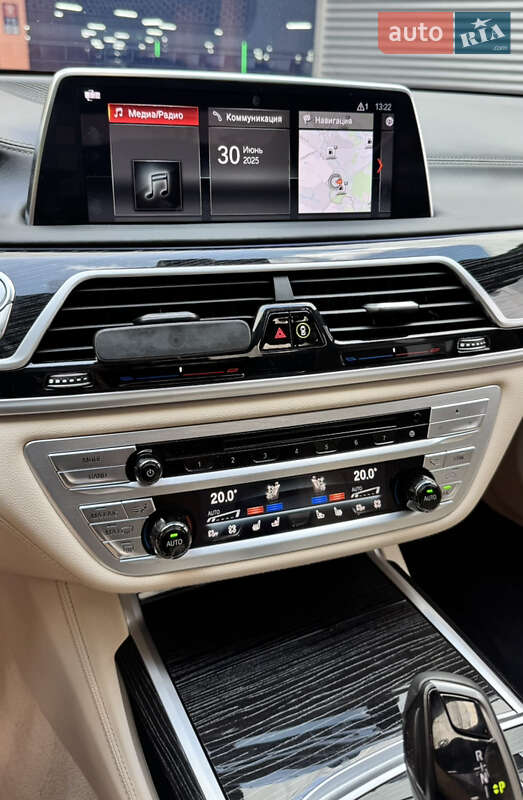 Седан BMW 7 Series 2018 в Киеве фото 20 Седан BMW 7 Series 2018 в Киеве