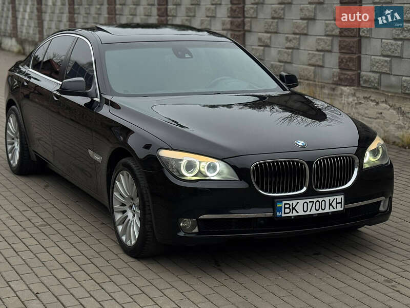 Седан BMW 7 Series 2008 в Ровно