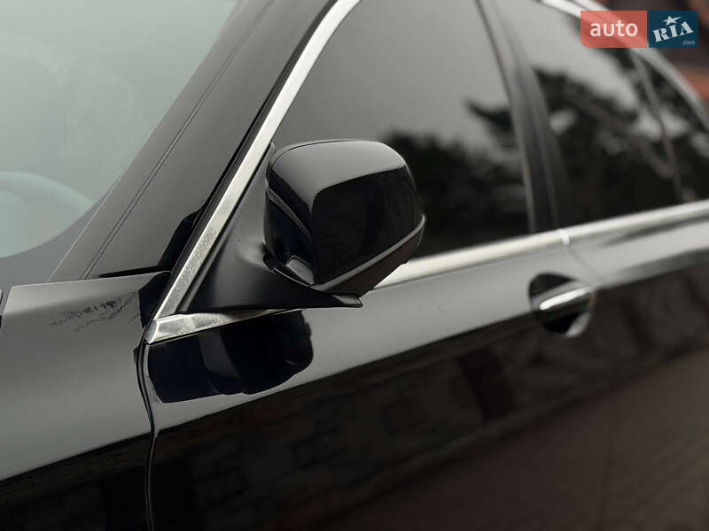 Седан BMW 7 Series 2008 в Ровно