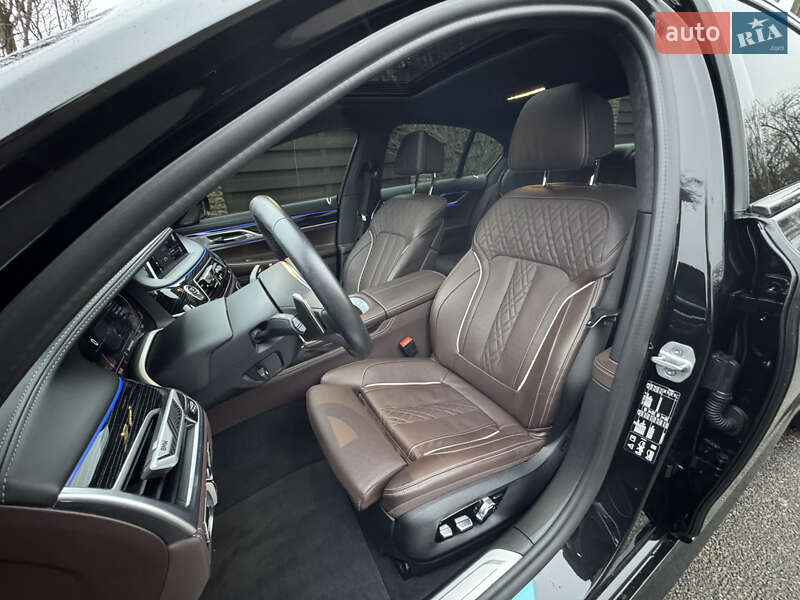 Седан BMW 7 Series 2022 в Києві