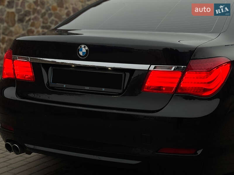Седан BMW 7 Series 2008 в Ровно