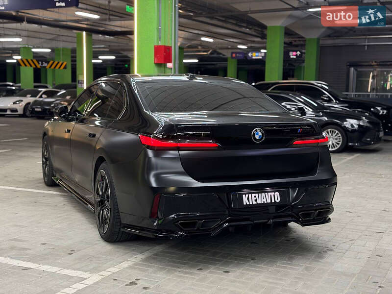 Седан BMW 7 Series 2022 в Киеве фото 19 Седан BMW 7 Series 2022 в Киеве