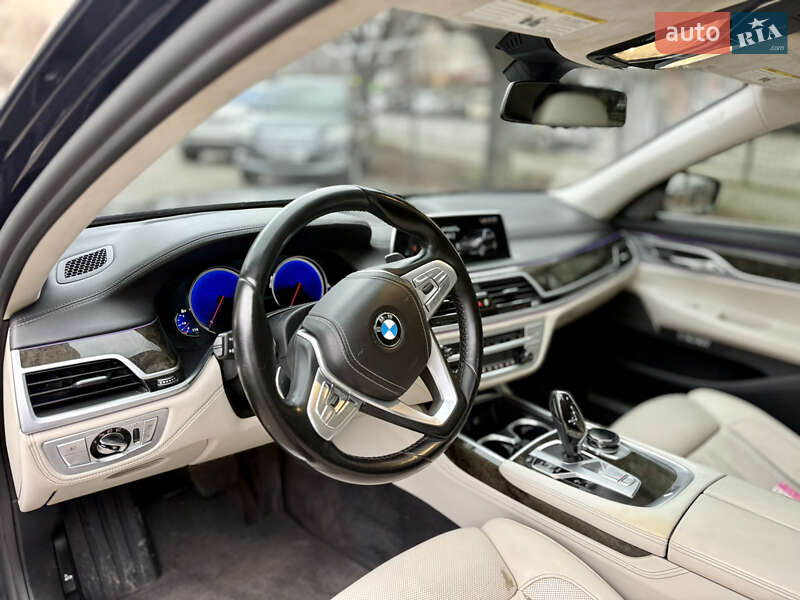 Седан BMW 7 Series 2017 в Чернівцях фото 16 Седан BMW 7 Series 2017 в Чернівцях