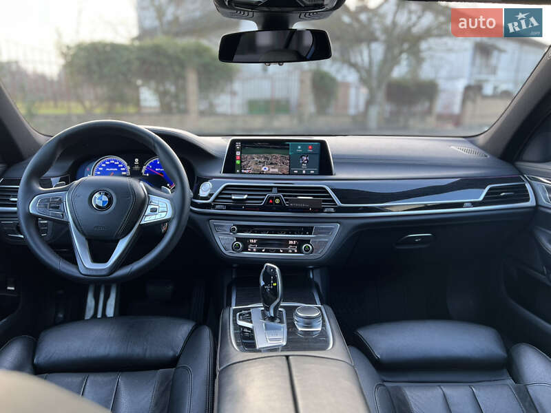 Седан BMW 7 Series 2016 в Киеве фото 42 Седан BMW 7 Series 2016 в Киеве