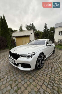 Седан BMW 7 Series 2016 в Львові