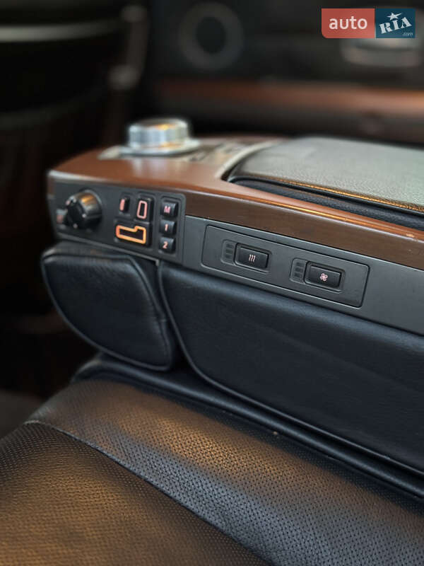 Седан BMW 7 Series 2005 в Тернополі