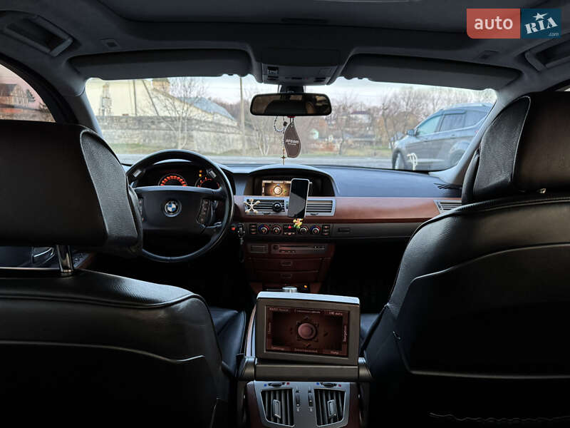 Седан BMW 7 Series 2005 в Тернополі