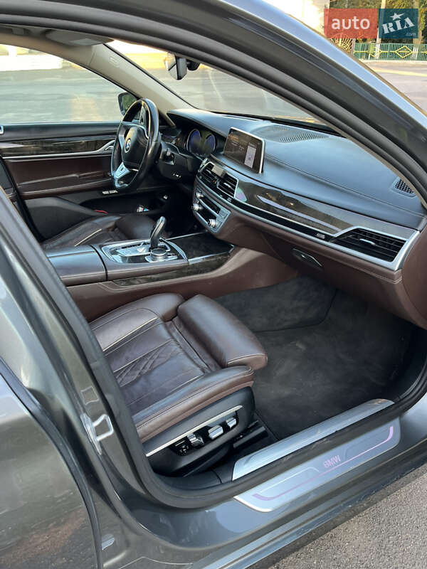 Седан BMW 7 Series 2016 в Підволочиську фото 9 Седан BMW 7 Series 2016 в Підволочиську
