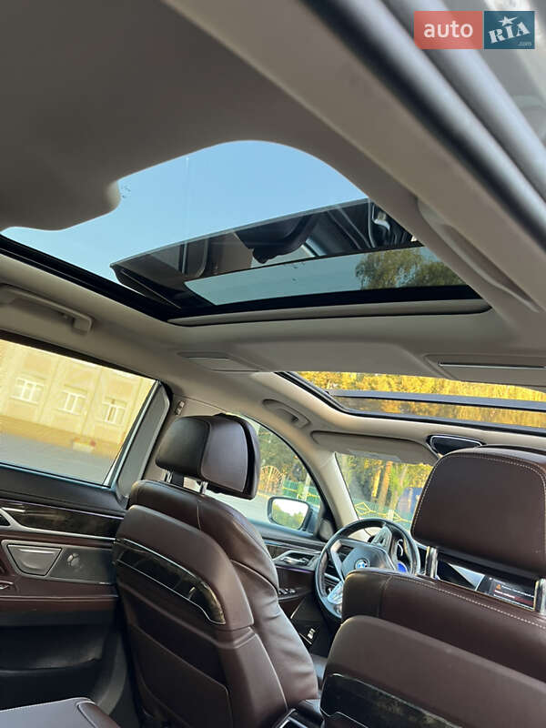 Седан BMW 7 Series 2016 в Підволочиську фото 14 Седан BMW 7 Series 2016 в Підволочиську