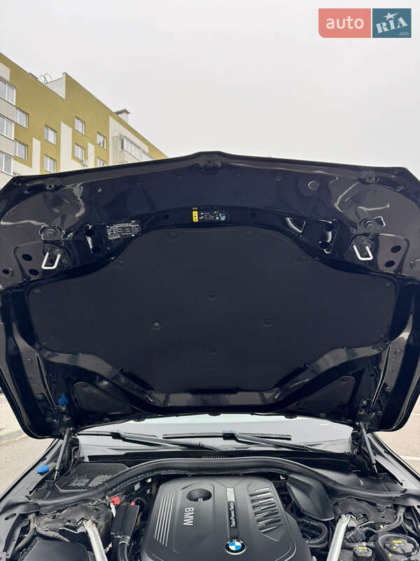Седан BMW 7 Series 2019 в Виннице