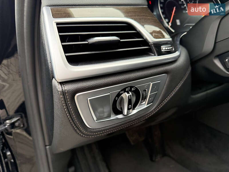 Седан BMW 7 Series 2018 в Трускавці
