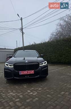 Седан BMW 7 Series 2016 в Чернівцях