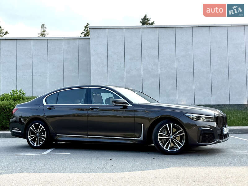 Седан BMW 7 Series 2016 в Києві