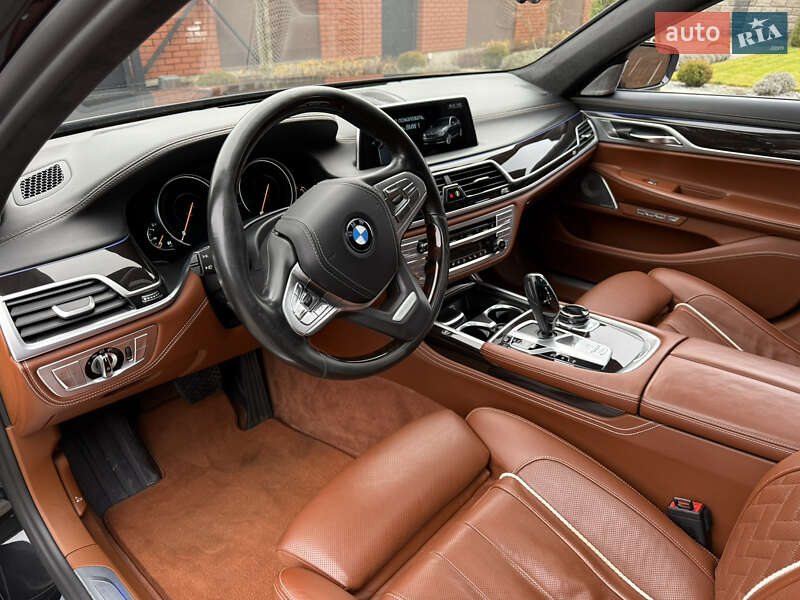 Седан BMW 7 Series 2016 в Луцьку