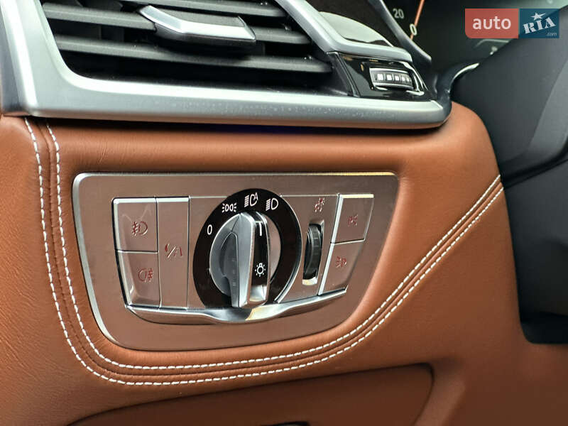 Седан BMW 7 Series 2016 в Луцьку