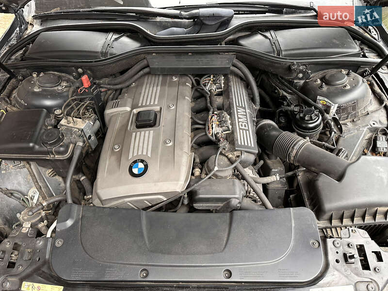 Седан BMW 7 Series 2006 в Стрию