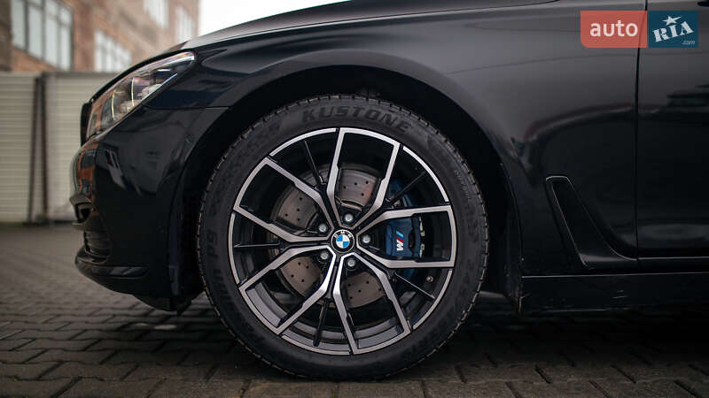 Седан BMW 7 Series 2017 в Черновцах фото 16 Седан BMW 7 Series 2017 в Черновцах