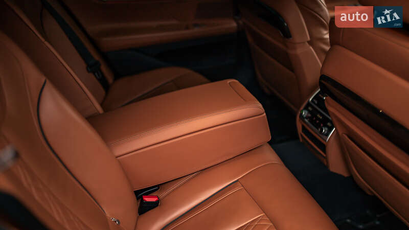 Седан BMW 7 Series 2017 в Черновцах фото 57 Седан BMW 7 Series 2017 в Черновцах