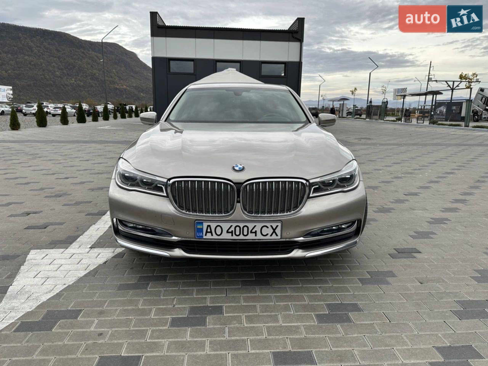 2016 BMW 7er - фото 1